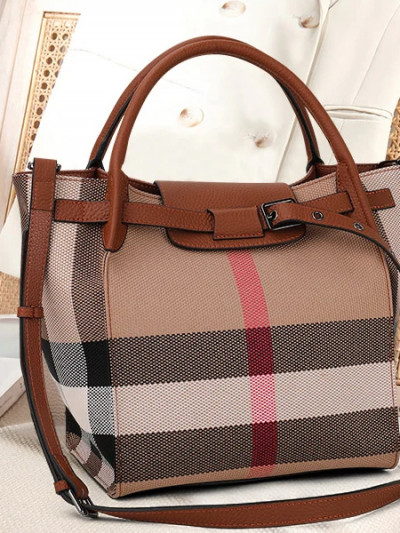 Luxurious bag with similar design to Burberry bags